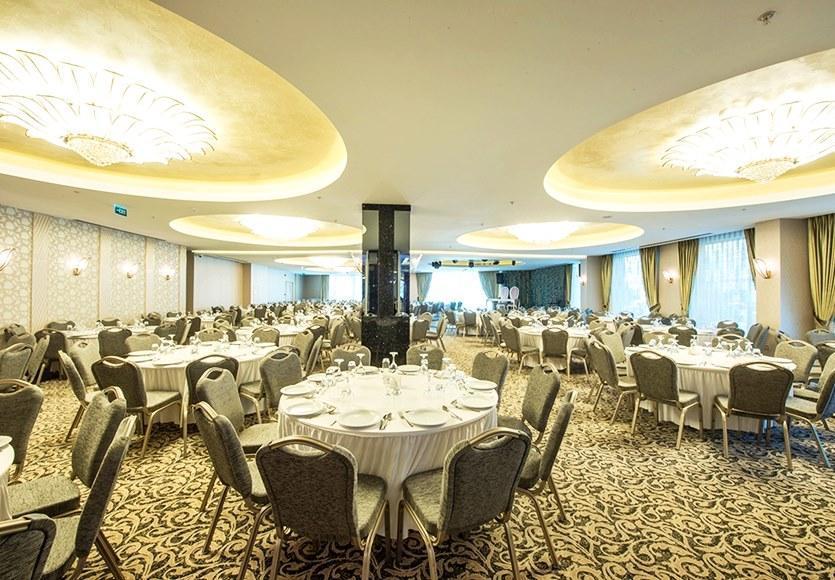 Ramada By Wyndham Gemli̇K Hotel Gemlik Екстериор снимка