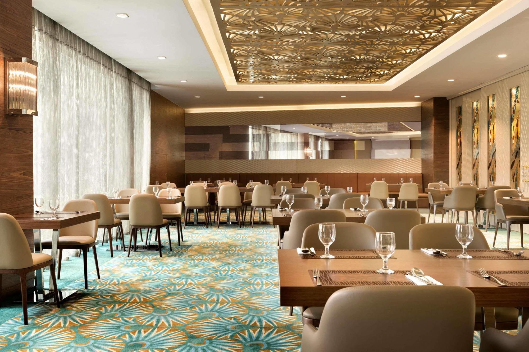 Ramada By Wyndham Gemli̇K Hotel Gemlik Екстериор снимка